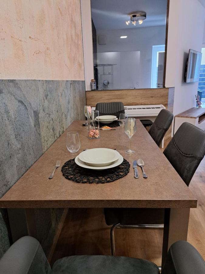 Stunning New Apartment With Free Parking Near City Centre Λιουμπλιάνα Εξωτερικό φωτογραφία