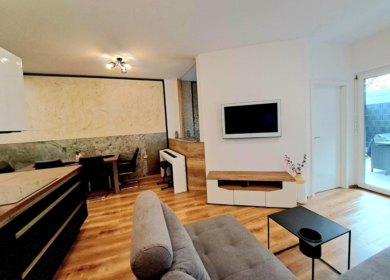 Stunning New Apartment With Free Parking Near City Centre Λιουμπλιάνα Εξωτερικό φωτογραφία