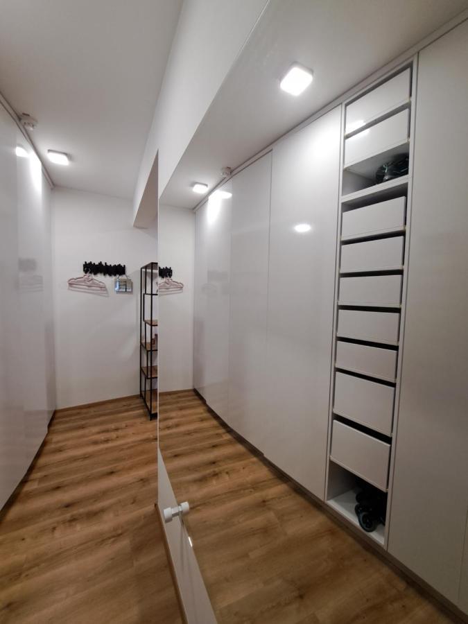 Stunning New Apartment With Free Parking Near City Centre Λιουμπλιάνα Εξωτερικό φωτογραφία