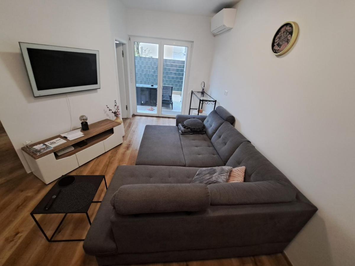 Stunning New Apartment With Free Parking Near City Centre Λιουμπλιάνα Εξωτερικό φωτογραφία